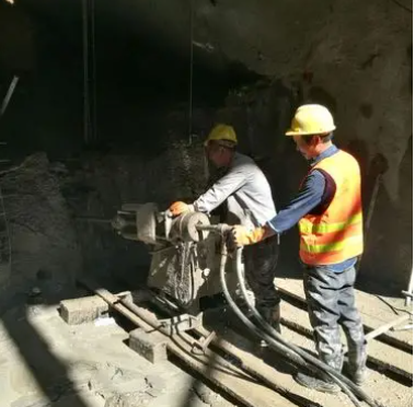 静乐水下抗分散灌浆料特点 水下不分散注浆料介绍