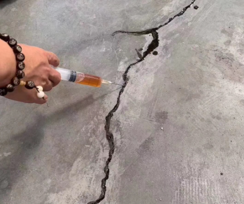 静乐混凝土裂缝修补技术详解​